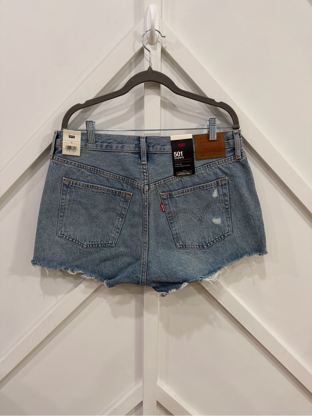 Levi's 501 Light Blue Distressed Denim Shorts - Picture 4 of 8